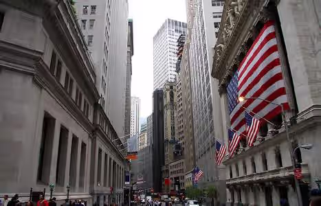 Overcoming Wall Street: Peter Lynch’s most comprehensive and valuable investment philosophy to date